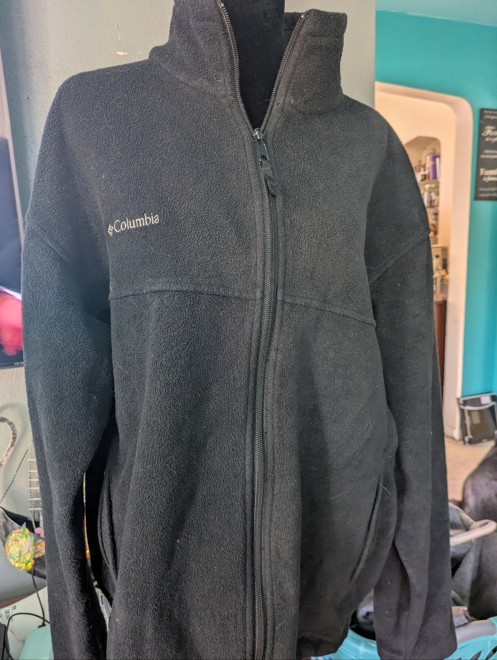 Columbia Black Full-Zip Fleece Jacket - Perfect‎ Layer!